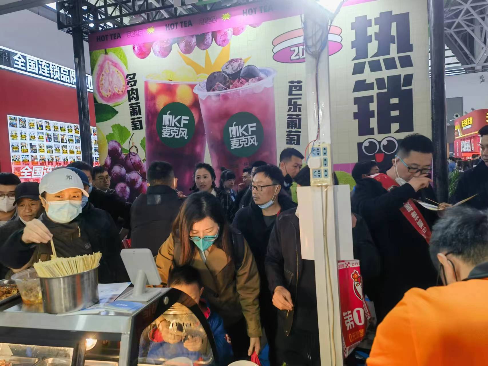 張成榮電烤雞架西安展會